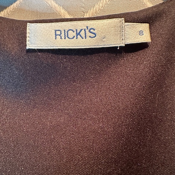 Pretty Knee Length Pleated Bottom Black Ricki’s Tank Dress - Picture 3 of 7